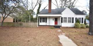Coming Soon~3 Bedroom and 2 Bath Home- Bonus Room (Pets Considered) Gallery 3