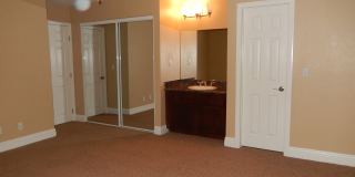 GORGEOUS TOWNHOME 3 BR, 2.5 BA, 2 CAR GARAGE Gallery 13