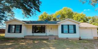 Cozy 4bedroom house in Pine Tree! Gallery 1
