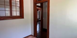 Adorable 3 Bedroom, 2 Bath on N Summit Gallery 3
