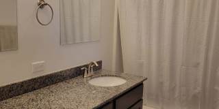3 Bed 2.5 Bath with double attached garage in Belgrade Gallery 7