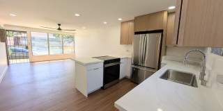Newly Remodeled 2 bed 2 Bath Townhouse at Waialae Gardens in Kahala Gallery 3