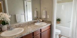 Modern Comfort Meets Convenience – A/C, New Appliances & Spacious Living Near JBLM Gallery 10