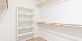 1018 W Kings Avenue Gallery 25