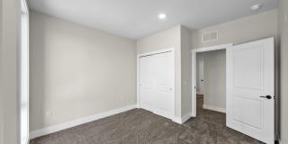 1403 Kingsley Street unit: 213 Gallery 24