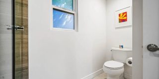 2751 Midvale Ave Gallery 17