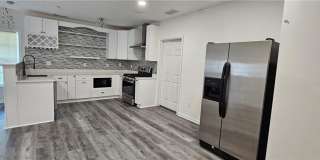 647 Maple Grove Way Gallery 32