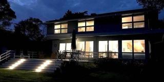 11 Beach Road Gallery 4