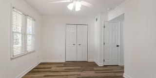 2306 Stafford Avenue Gallery 22