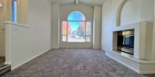 3 bedroom 2 bath In The Heart of Eagle Gallery 5