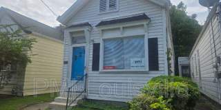 714 East Kentucky Street Gallery 1