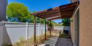 2 Story 2 Bedroom Gated Community Amazing Location Gallery 32