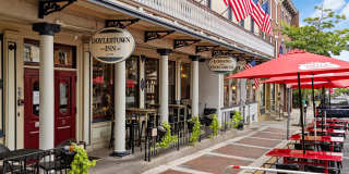 152 N MAIN Street Gallery 52