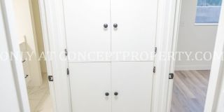 The Ivy on 5th Gallery 108