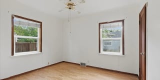 3bed/1 bath near Point Defiance Gallery 15