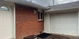 3 bedroom in Golden with Garage!!! **Move-In Special** 3 bedroom in Golden with Garage!!! **Move-In Special** Gallery 12