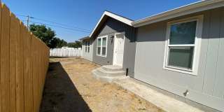 Beautiful 3-Bedroom in Pilot Rock! Gallery 1