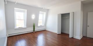 187 Bank Street Gallery 14
