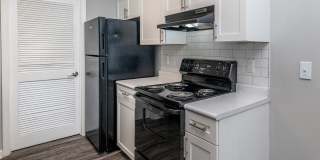 Crossings at Hazelwood Gallery 18