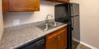 Diamond Lakes Apartment Homes Gallery 14