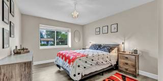 Fully Furnished Single Level Brick Home and Pet Friendly Gallery 34