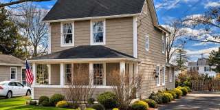 214 Howe Street Gallery 1