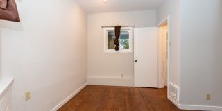 Pacific Heights: 2140 Lyon St. - Remodeled Garden Apartment w/ Shared Patio One Block from the Presidio Gallery 22