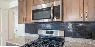 Private 4 Bedroom Corner Unit Gallery 38