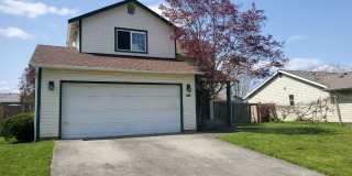 Beautiful 3 Bed 2.5 Bath in Lacey Gallery 1