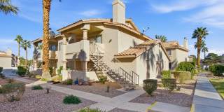 2-Bedroom Condo with Community Pool & Wood-Burning Fireplace Gallery 1