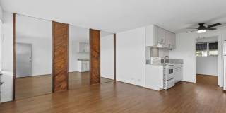 Charming Pualei Circle 1BR Condo with Parking, Pool & Utilities Included Gallery 7