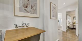 852 11th St Gallery 11