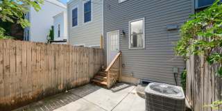 1439 N NEWKIRK Street Gallery 13