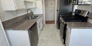 817 S. St. Andrews Pl. Gallery 3