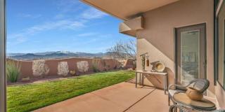 Beautiful  home in Entrada! Gallery 17