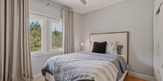 2491 Spring Mountain Road Gallery 43