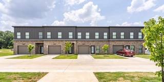 3425 Brooke Place Gallery 1