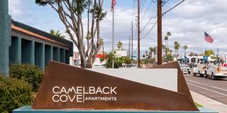 Camelback Cove Apartments Gallery 38