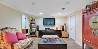 6907 BRADLEY Boulevard Gallery 113