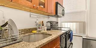 Charming 3BR Duplex in Dupont Circle Gallery 10