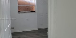 1406 NW 2nd Ave Gallery 8