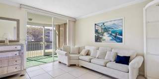 1700 NE 191st St Gallery 13