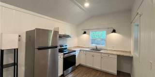 3129 N Page Avenue Gallery 12