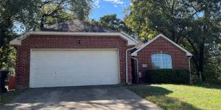 829 Shoreline Drive Gallery 1