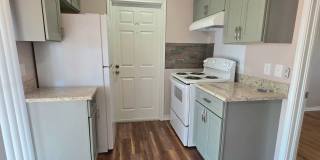 Charming remodeled 3-bedroom home for lease! Gallery 15