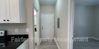 2313 Owen St Gallery 8