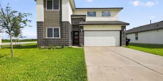 Like-New 4-Bedroom Corner Lot Home with Game Room, Appliances Included & Private Backyard Gallery 1