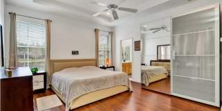 9512 Greenpointe Drive Gallery 9