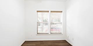 Pet-Friendly Cherry Hill Townhome Gallery 18