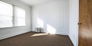 8056 S Drexel Ave Gallery 4